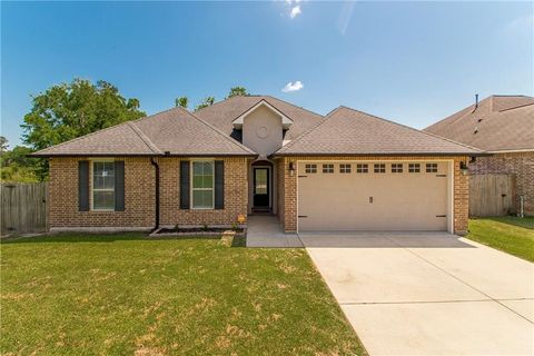 Photo of 16170 DERRY Street, Ponchatoula, LA 70454 (MLS # 2553238)
