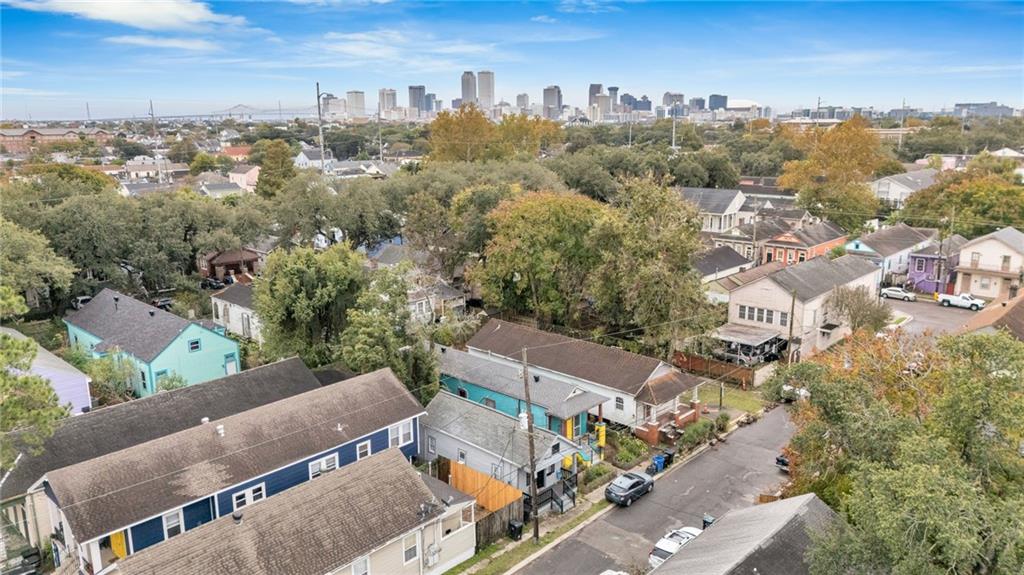 1530 ROUSSELIN Drive