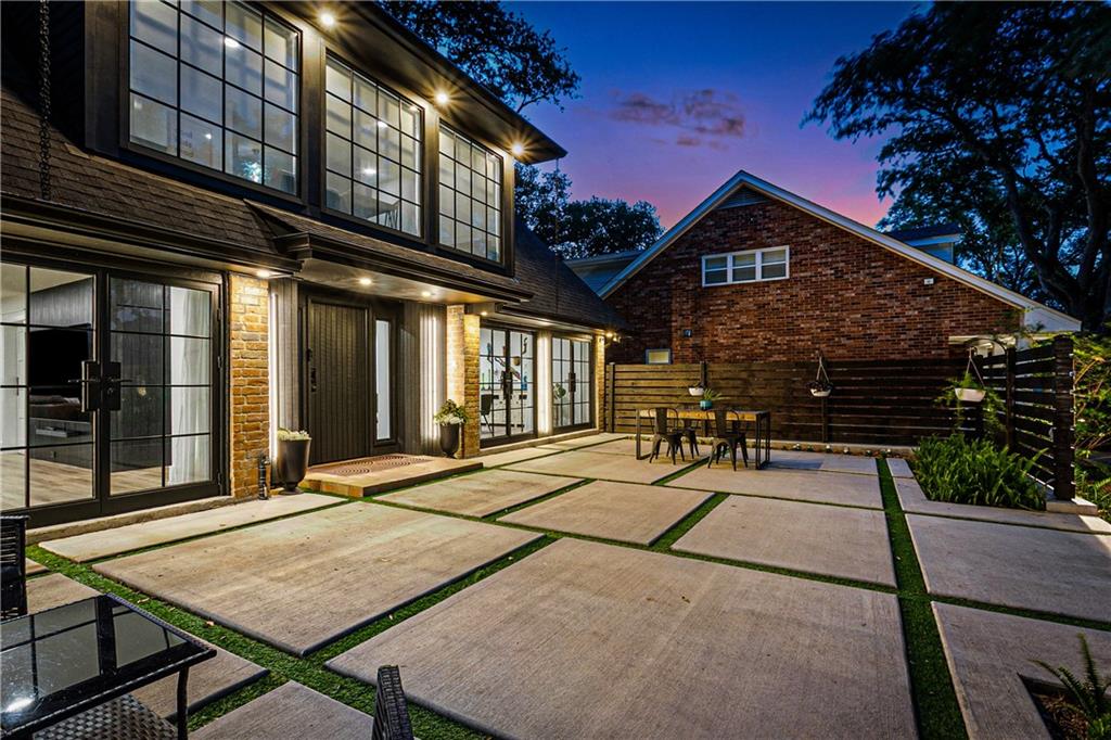 1208 BEVERLY GARDEN Drive