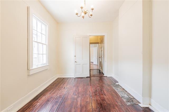 New Orleans, Louisiana 70130, United States, 2 Bedrooms Bedrooms, ,1 BathroomBathrooms,Residential,Active,57288