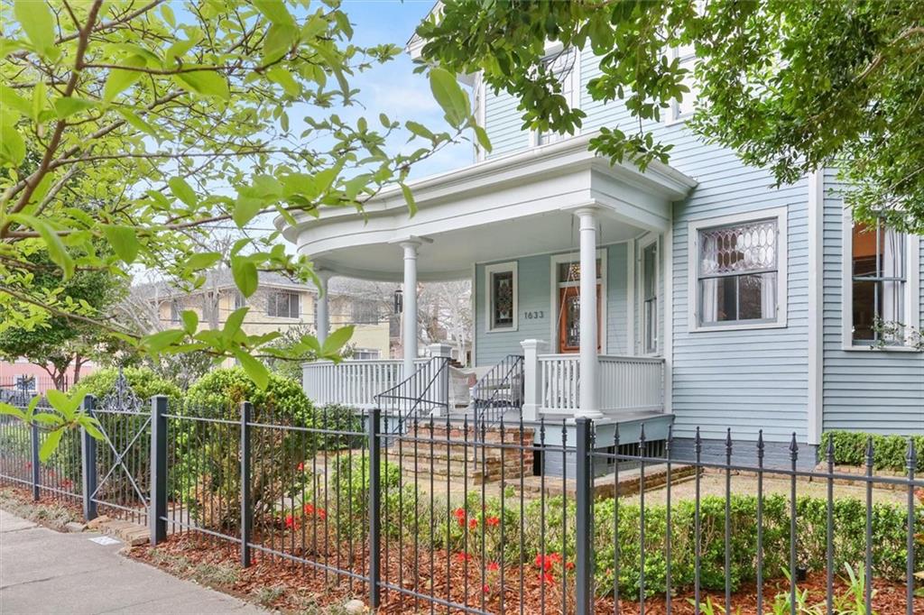 1633 BORDEAUX Street