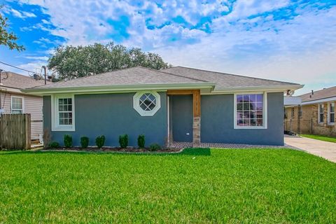 2121 MARGARET Lane Meraux LA 70075