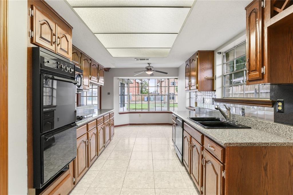 22 EDGEWOOD Drive
