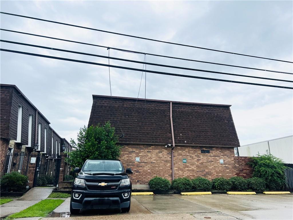 4041 DIVISION Street 4041