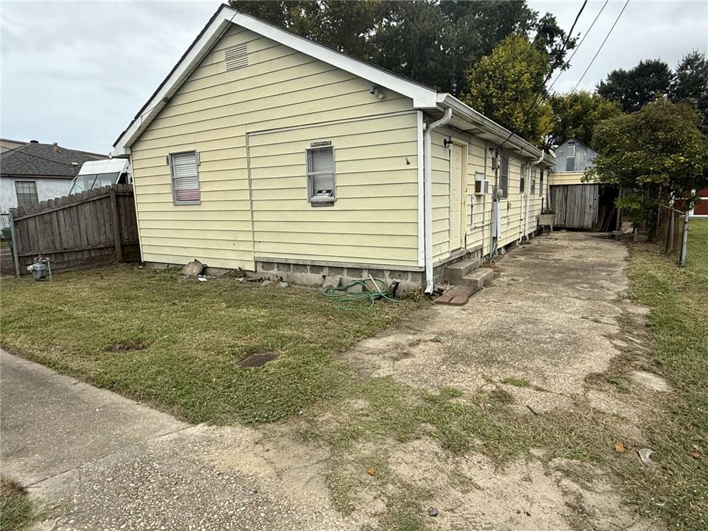 611 ARNOULT Road