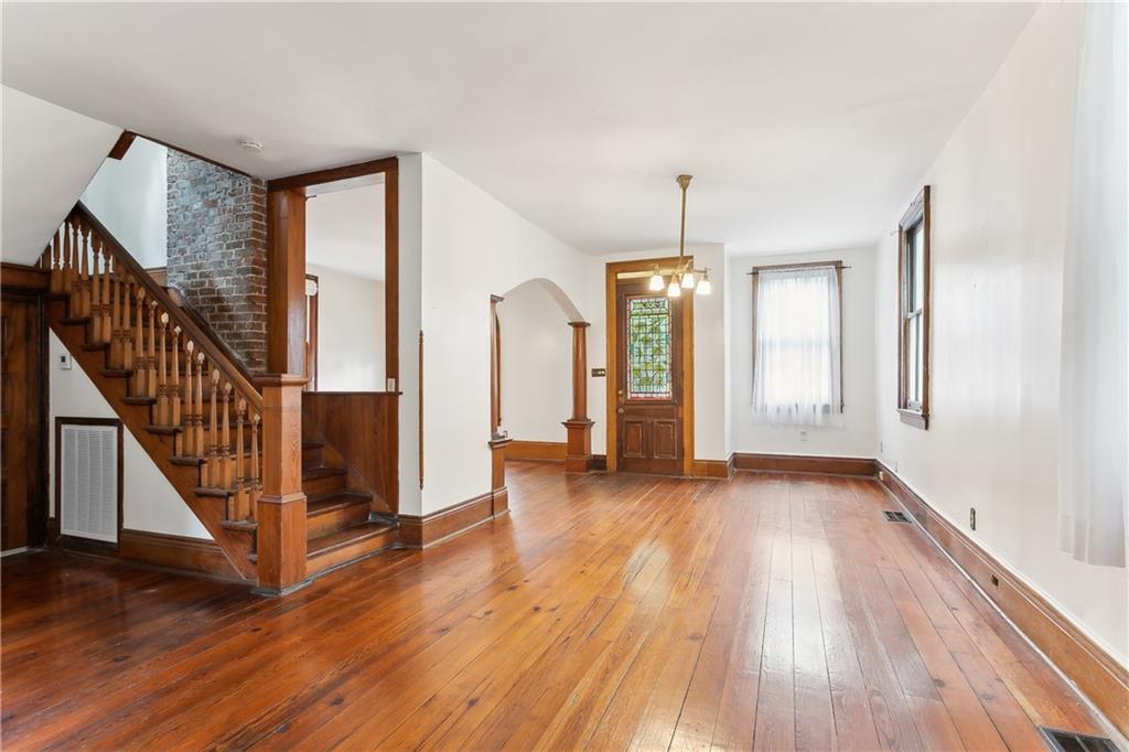 New Orleans, Louisiana 70119, United States, 3 Bedrooms Bedrooms, ,2 BathroomsBathrooms,Residential,Active,5011