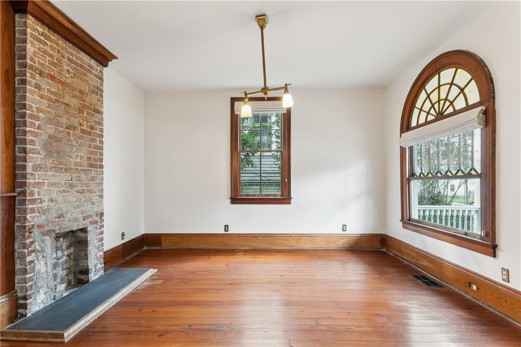 New Orleans, Louisiana 70119, United States, 3 Bedrooms Bedrooms, ,2 BathroomsBathrooms,Residential,Active,5011