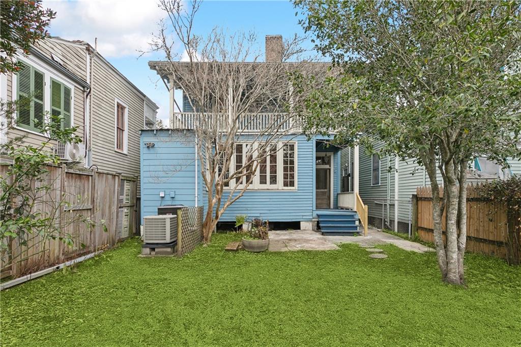 New Orleans, Louisiana 70119, United States, 3 Bedrooms Bedrooms, ,2 BathroomsBathrooms,Residential,Active,5011