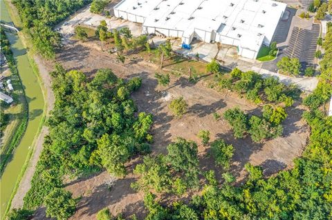 1880 CENTRAL Boulevard Harvey LA 70058