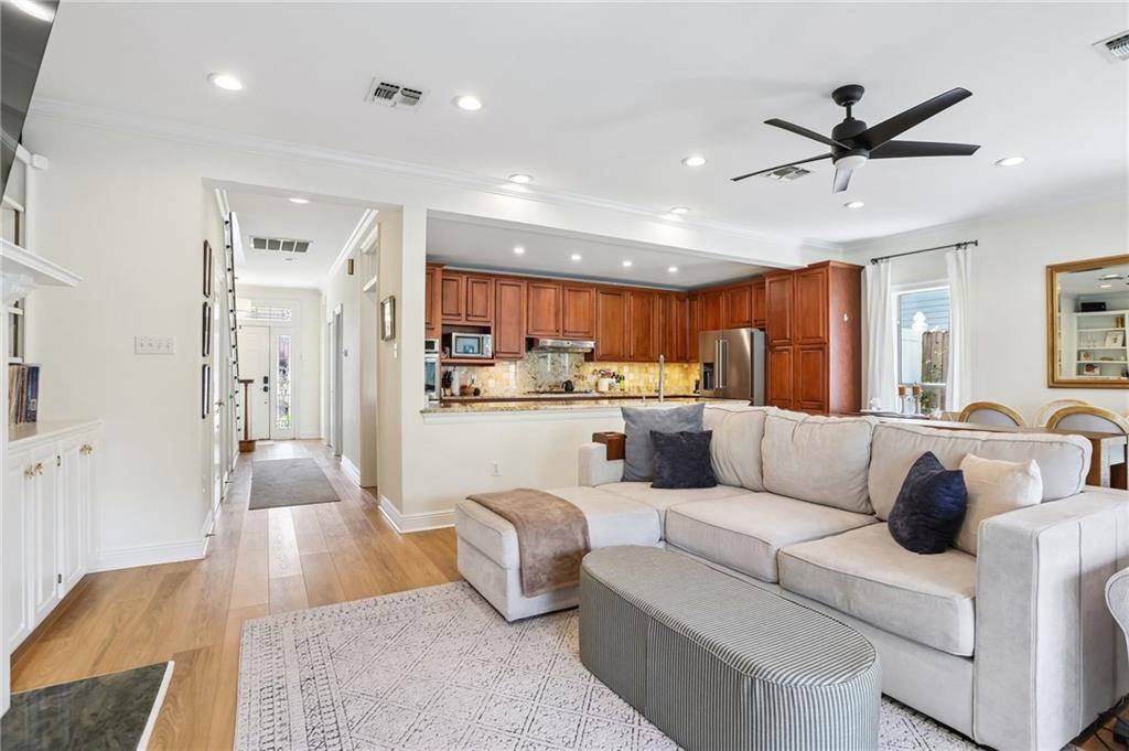 132 ATHANIA Parkway