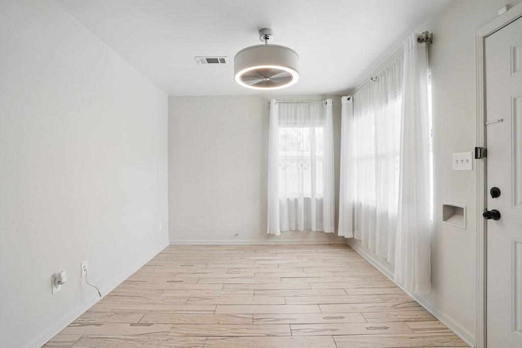 2418 NEW YORK Street