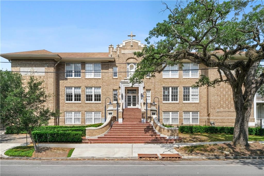 1215 LOUISIANA Avenue 306