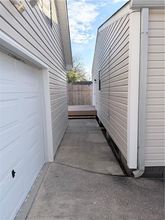 41 VIVIAN Court