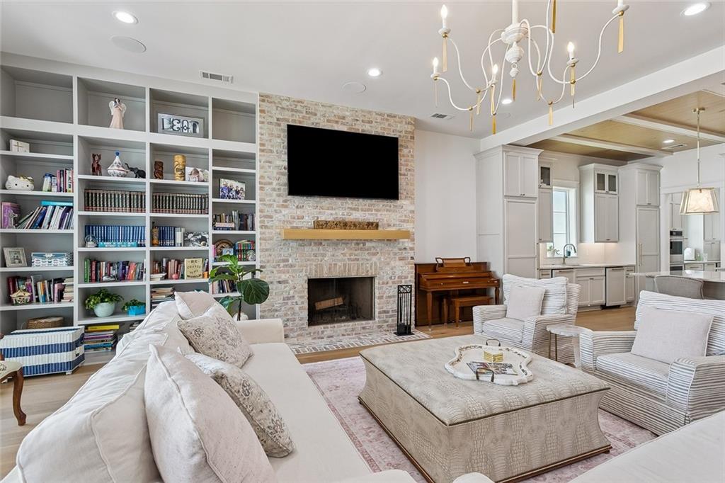 141 BAY TREE MANOR Drive