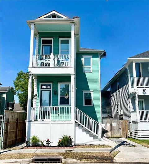 Photo of 2816 AMELIA Street, New Orleans, LA 70115 (MLS # 2554035)