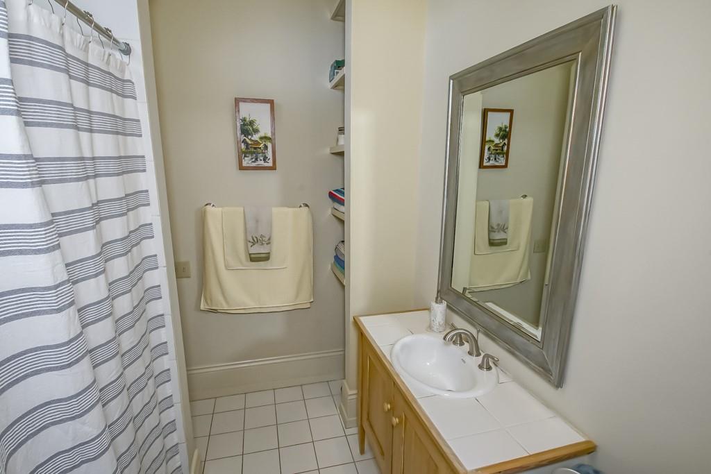 New Orleans, Louisiana, 70115, United States, 4 Bedrooms Bedrooms, ,4 BathroomsBathrooms,Residential,Active,2041705