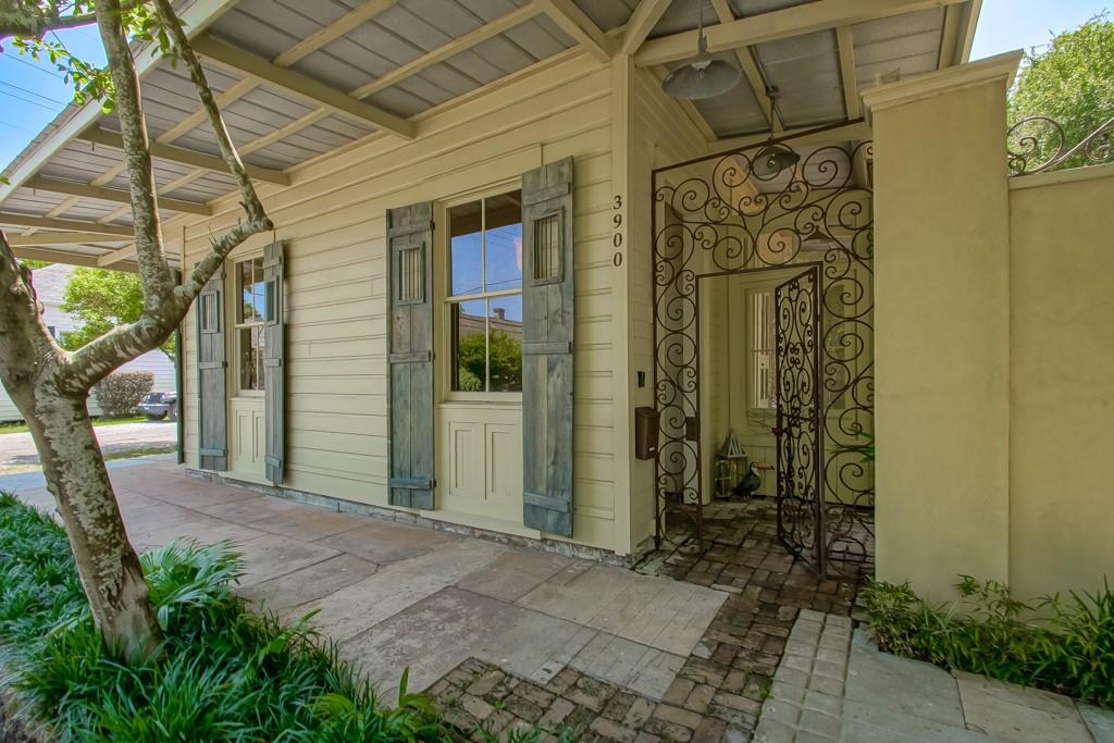 New Orleans, Louisiana, 70115, United States, 4 Bedrooms Bedrooms, ,4 BathroomsBathrooms,Residential,Active,2041705