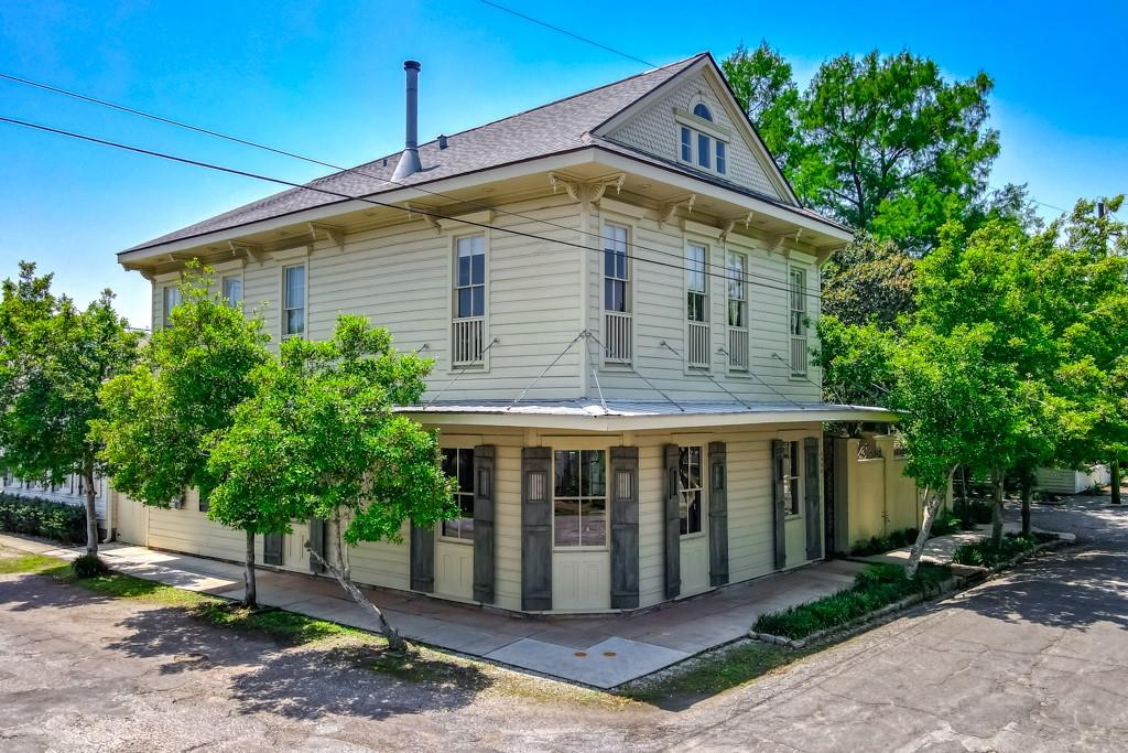 New Orleans, Louisiana, 70115, United States, 4 Bedrooms Bedrooms, ,4 BathroomsBathrooms,Residential,Active,2041705