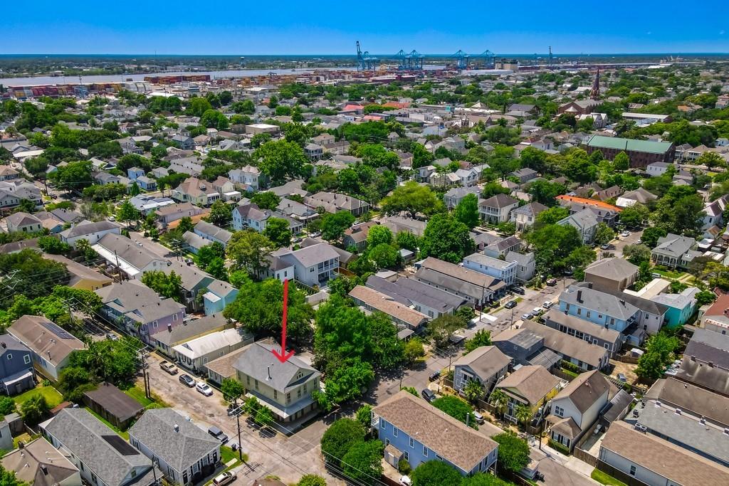 New Orleans, Louisiana, 70115, United States, 4 Bedrooms Bedrooms, ,4 BathroomsBathrooms,Residential,Active,2041705