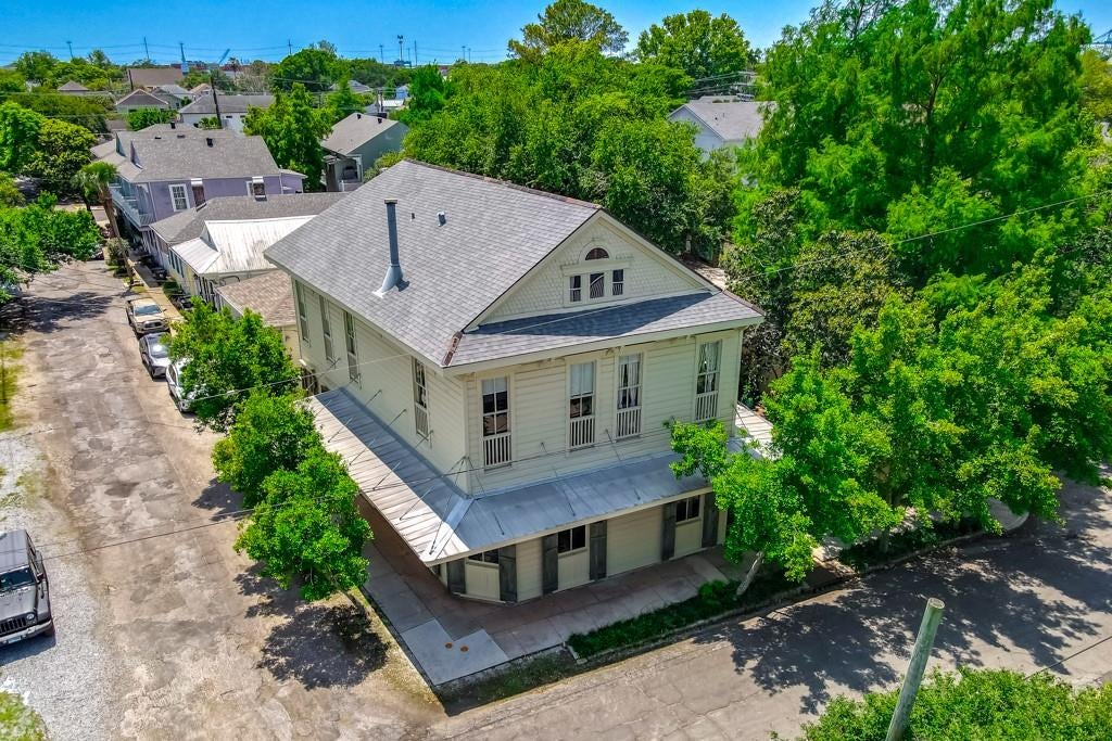 New Orleans, Louisiana, 70115, United States, 4 Bedrooms Bedrooms, ,4 BathroomsBathrooms,Residential,Active,2041705