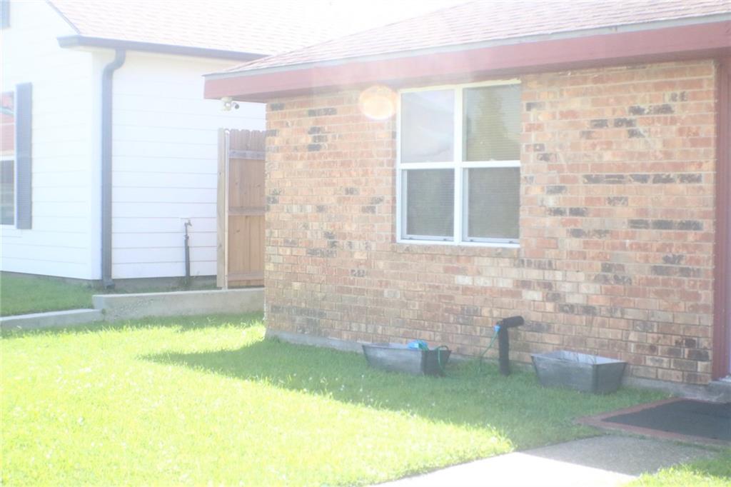 2717 BLOMQUIST Street