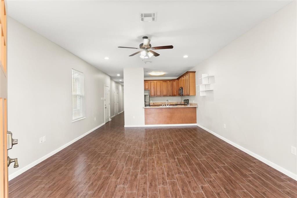 2738 CLEVELAND Avenue