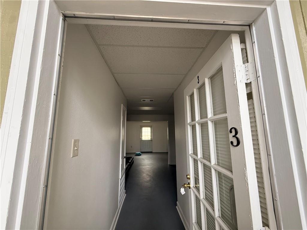 1101 VETERANS MEMORIAL Boulevard 3