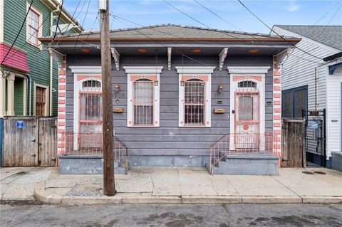 3809 11 DAUPHINE Street New Orleans LA 70117