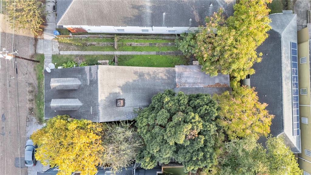 2226 BARRACKS Street