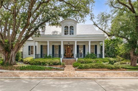 52 TOKALON Place Metairie LA 70001