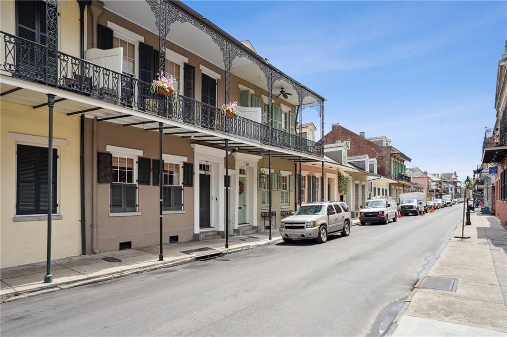 839 DUMAINE Street
