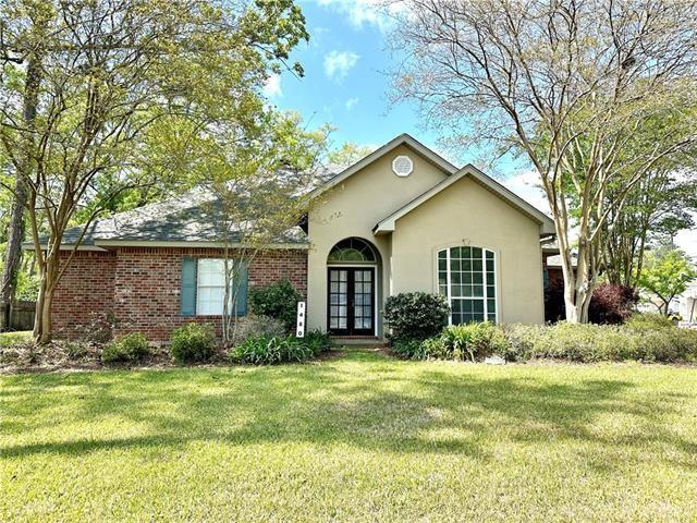 Photo 1 of 22 — 1480 ALBERT Street, Mandeville, LA 70448