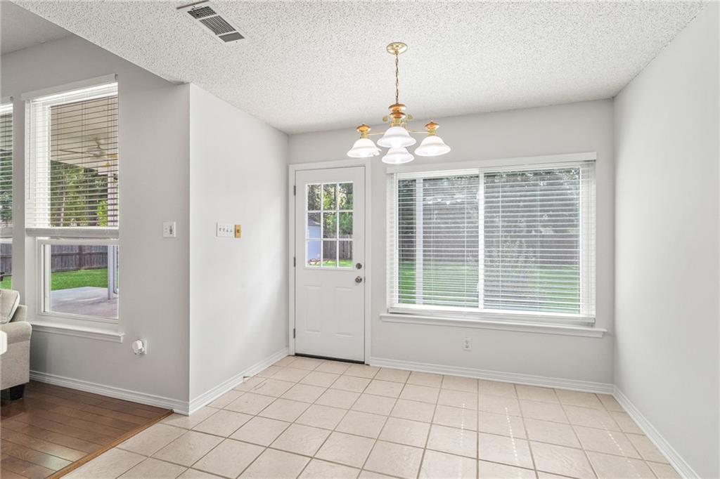 713 LIONEL Court