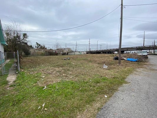 2559 INDUSTRY ST, NEW ORLEANS, LA 70122 - Image 7dc888ef7d0ebf78eb065bc65647a677/667206996