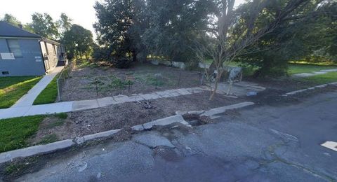 4939 PECAN Street New Orleans LA 70126