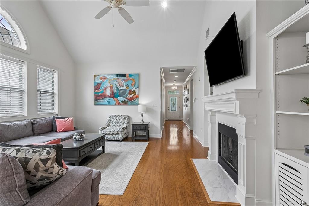 6165 MILNE Boulevard