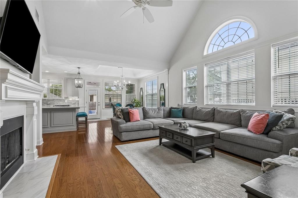 6165 MILNE Boulevard