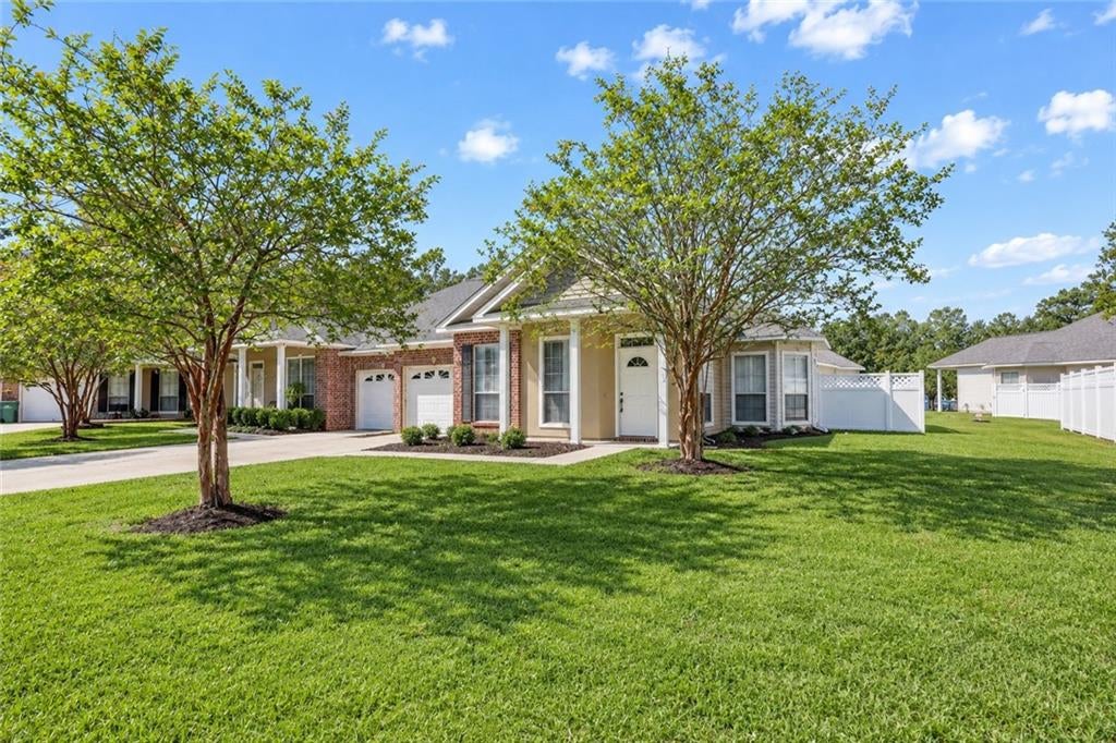 114 SHORT Street B