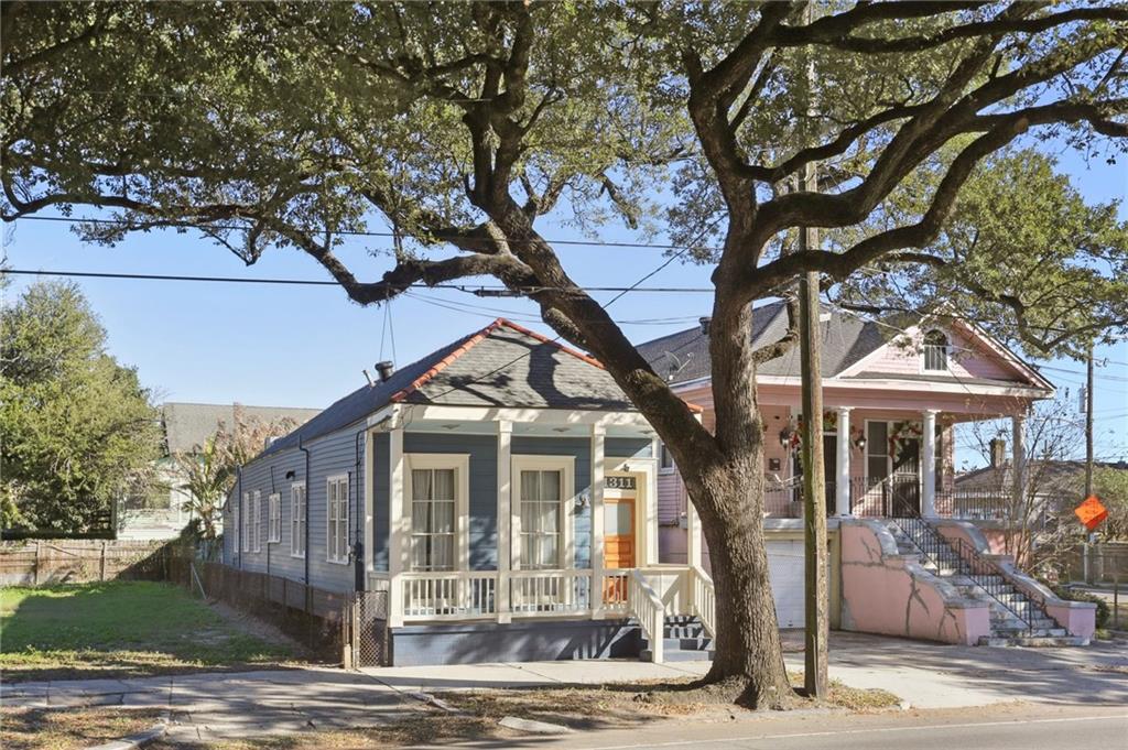 1311 ELYSIAN FIELDS Avenue