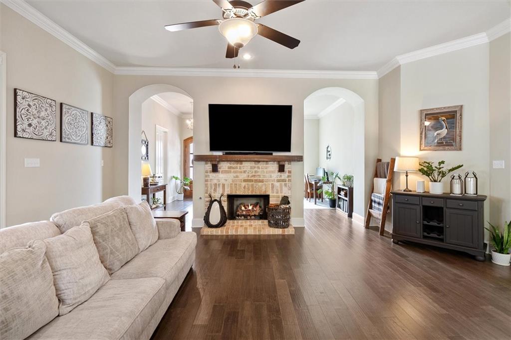 424 BELLE POINTE Drive