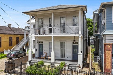 2825 CONSTANCE Street 2825 New Orleans LA 70115