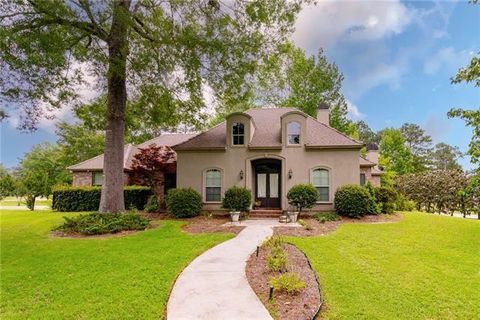 502 NORTHWOODS Drive Abita Springs LA 70420