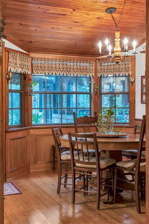 16556 MILLION DOLLAR Road