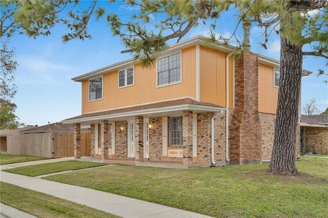 10229 SEAWOOD Street New Orleans LA 70127
