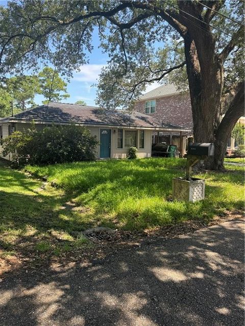 9203 5TH Street River Ridge LA 70123