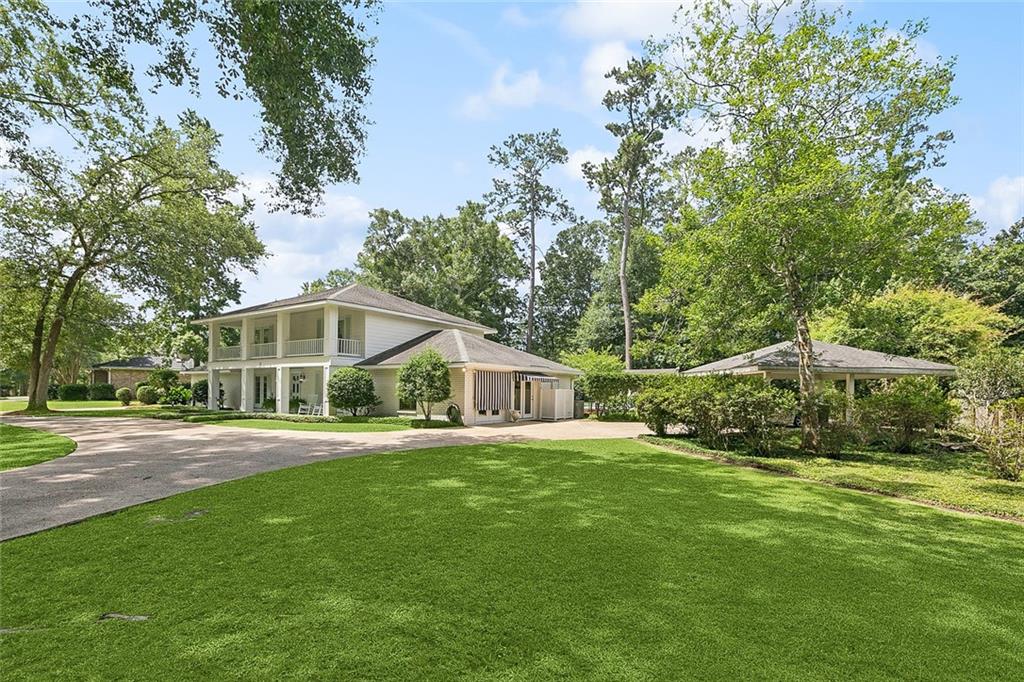 72 RIVERDALE Drive