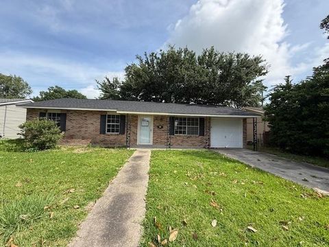 Photo of 209 CONCORD Drive, La Place, LA 70068 (MLS # 2559056)