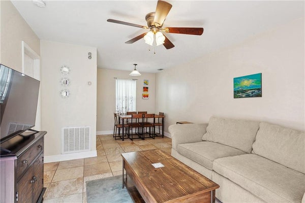 7809 MAPLE ST, NEW ORLEANS, LA 70118 - Image 7ed2b4c167be3631e6201e761cd7eb7e/1214609597