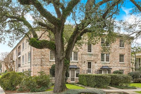 5402-04 SAINT CHARLES Avenue New Orleans LA 70115