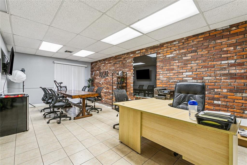 628 and 638 PAPWORTH Avenue